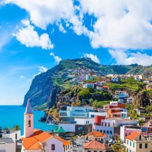 Madeira Perla Atlantshafsins - Lúxusferð Menning, göngur og jóga - Páskar 2025